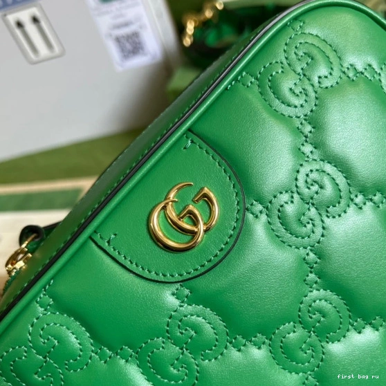 First bag ru matelassé leather GG bag Gucci shoulder 0811